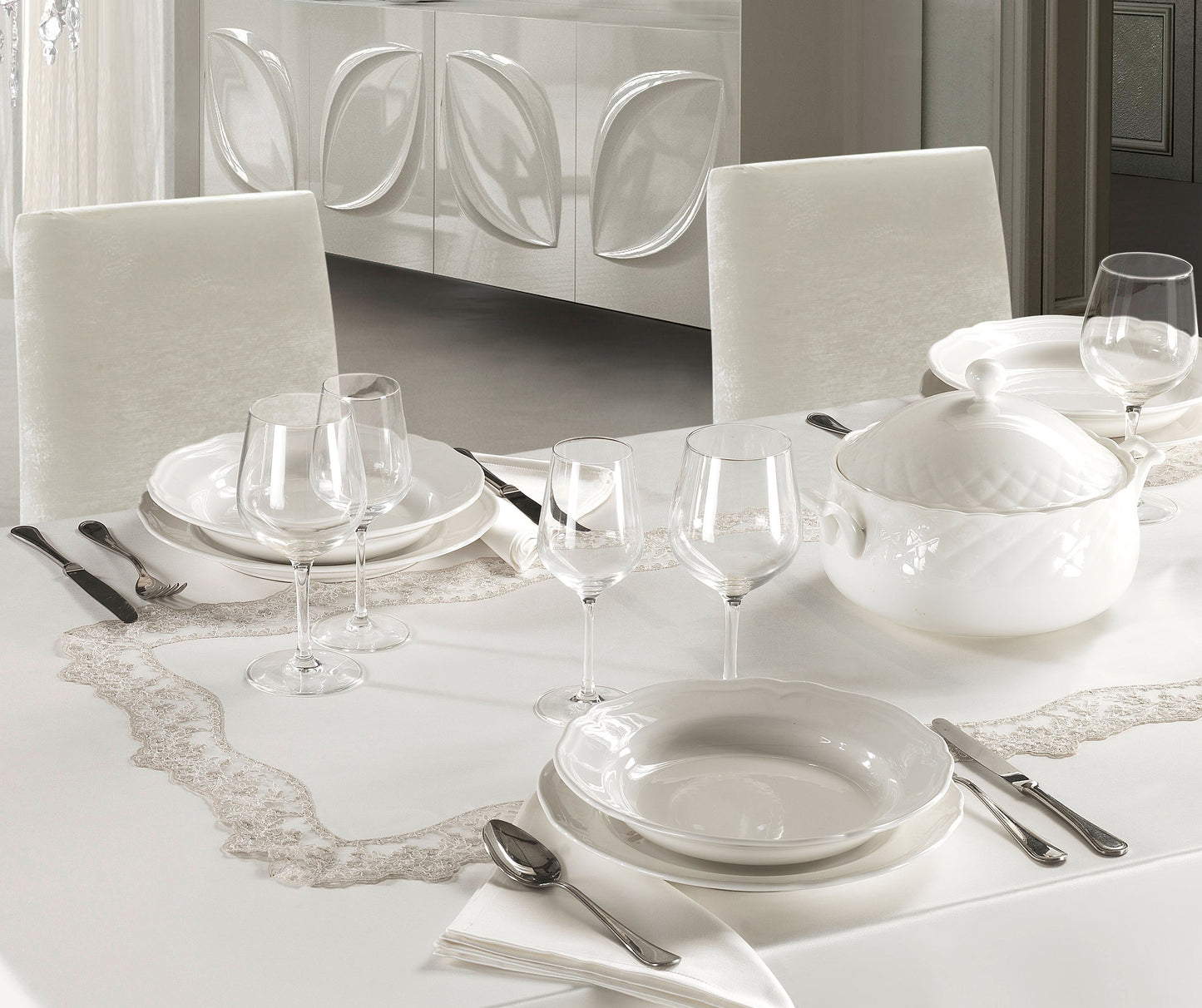 TOVAGLIA DA TAVOLA DIANATOVAGLIA DA TAVOLA ESSENZA by David Home il Corredo Lamezia Terme Catanzaro tovaglie da tavola eleganti Calabria Spose prime nozze e arredi di lusso tovaglia da 6 12 18 24 con e senza tovaglioli Pizzi Merletti Rasi Rasoni