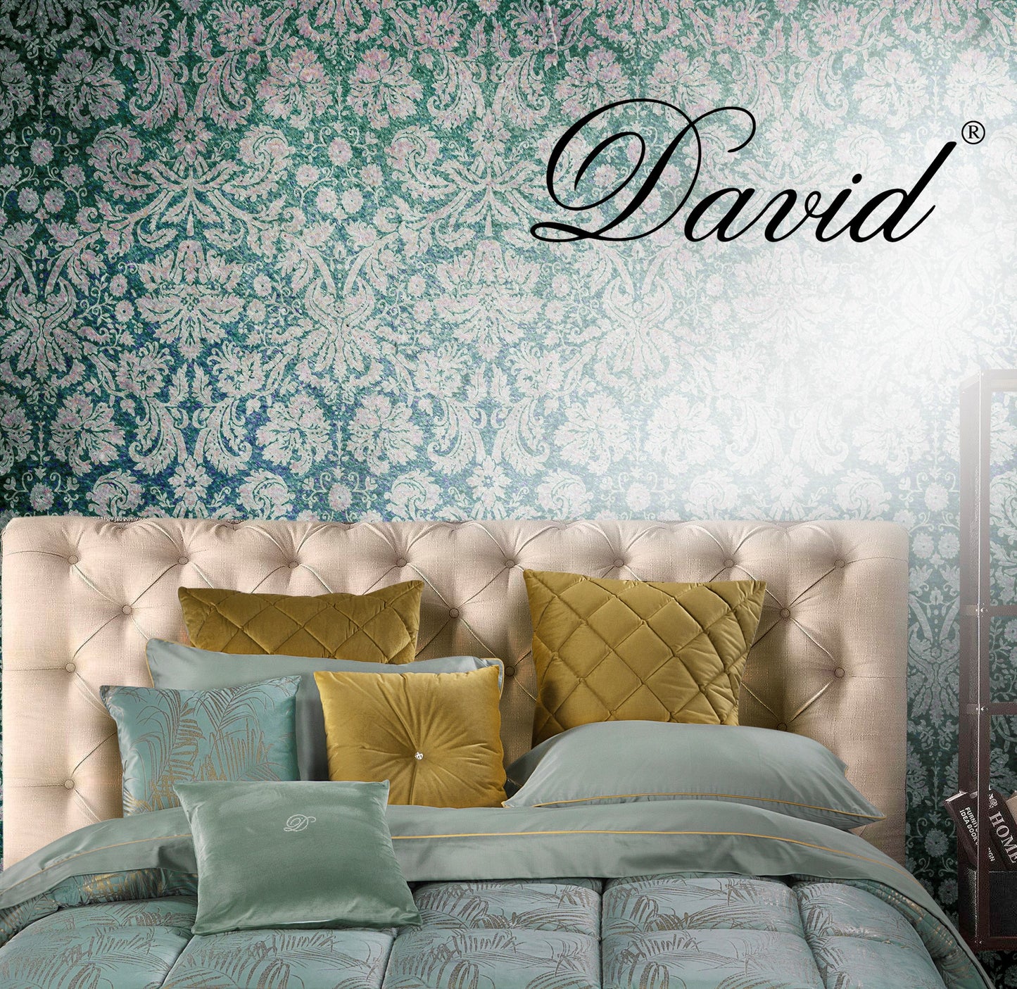 CUSCINI FIABA by David Home il Corredo Lamezia Terme Nicastro Cuscini arredo lusso Passamanerie e pizzi Catanzaro per un'eleganza esclusiva. Soffice comfort con Swarovski ricamati. Sposa lusso e raffinatezza Calabria Sposa Arredo Casa