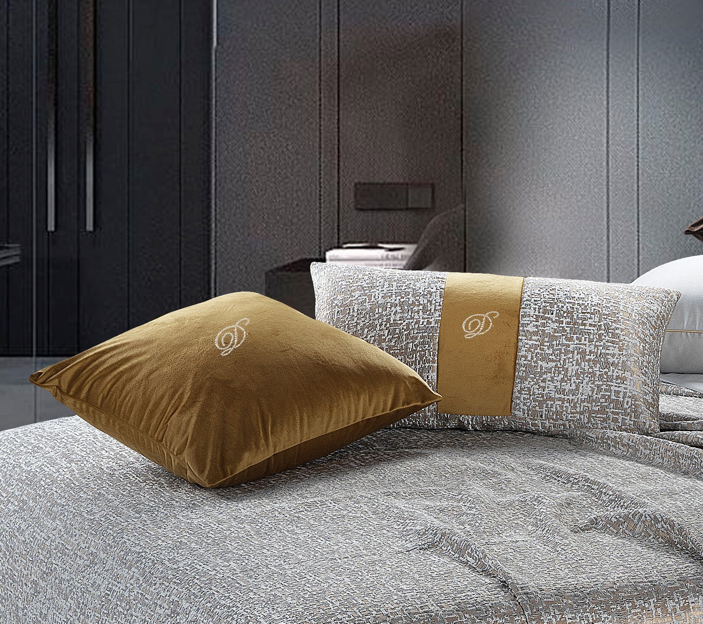 CUSCINI LUCE by David Home il Corredo Lamezia Terme Nicastro Cuscini arredo lusso Passamanerie e pizzi Catanzaro per un'eleganza esclusiva. Soffice comfort con Swarovski ricamati. Sposa lusso e raffinatezza Calabria Sposa Arredo Casa